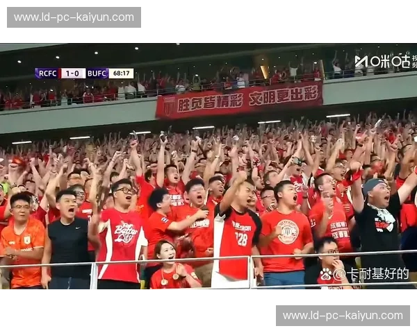 亚冠VAR：让绿茵场的每一次判罚都更有温度