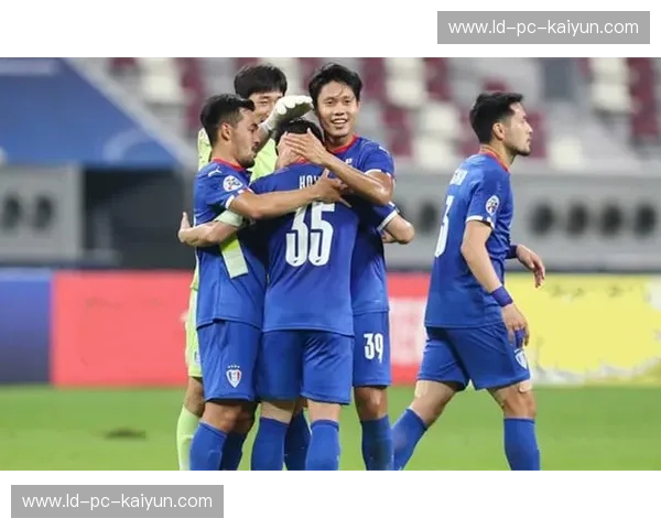 蔚蓝意志的巅峰碰撞：水原三星与横滨水手，亚洲绿茵场的宿命博弈